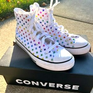 Converse hightops Junior size 3 - white with rainbow stars